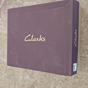 8M Women's Clark's Booties